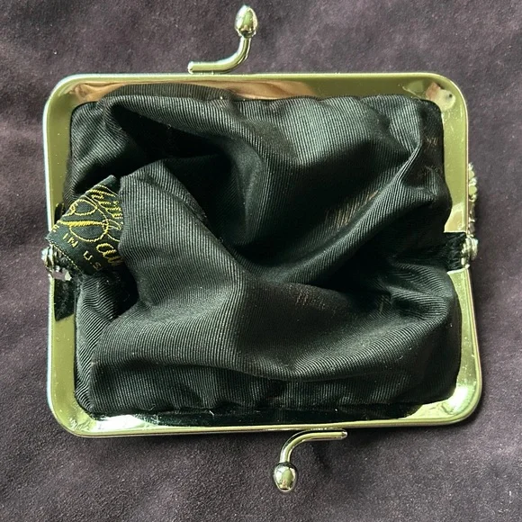 Whiting and Davis Silver Mesh coin purse - Picture 4 of 4